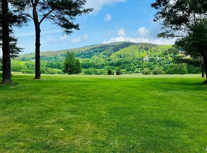 Ještěd Golf Restaurace A Affittacamere